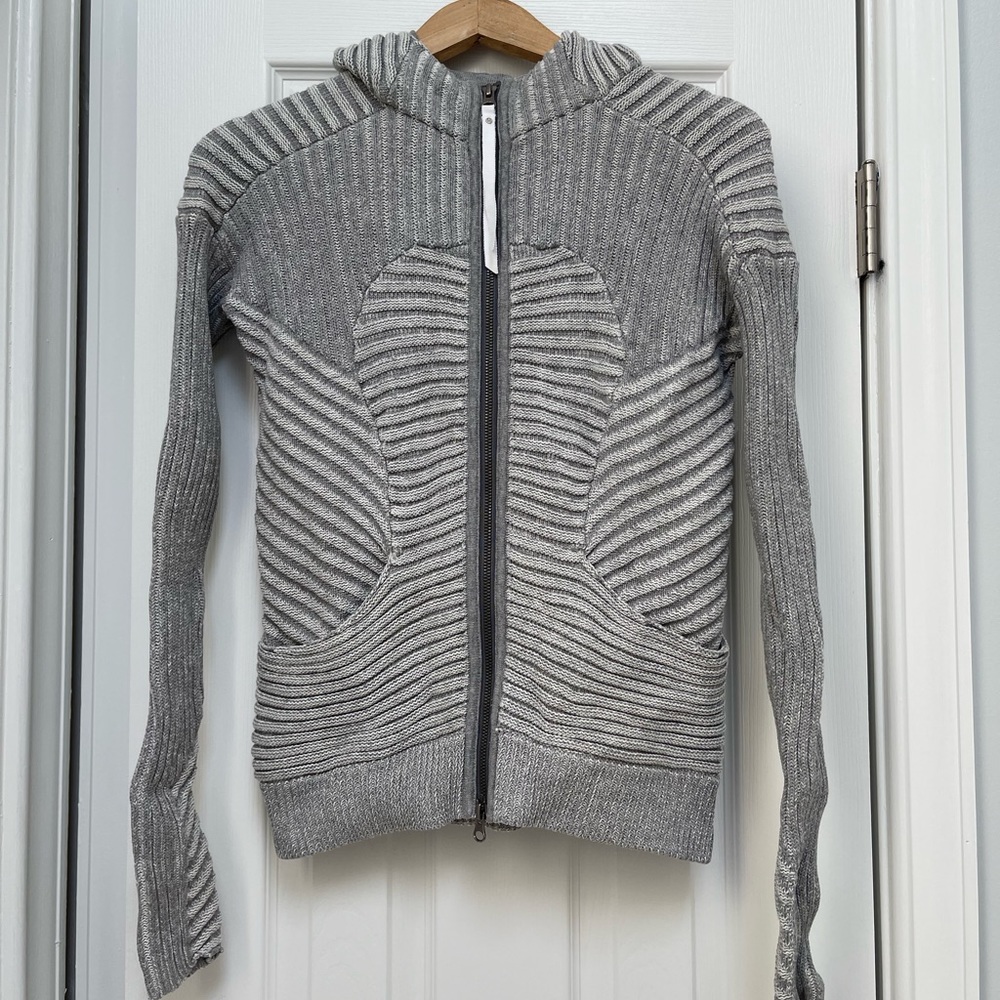Lululemon hooded sweater